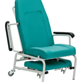 Silla para el paciente geriátrico clínica plegables manualmente reposapiernas