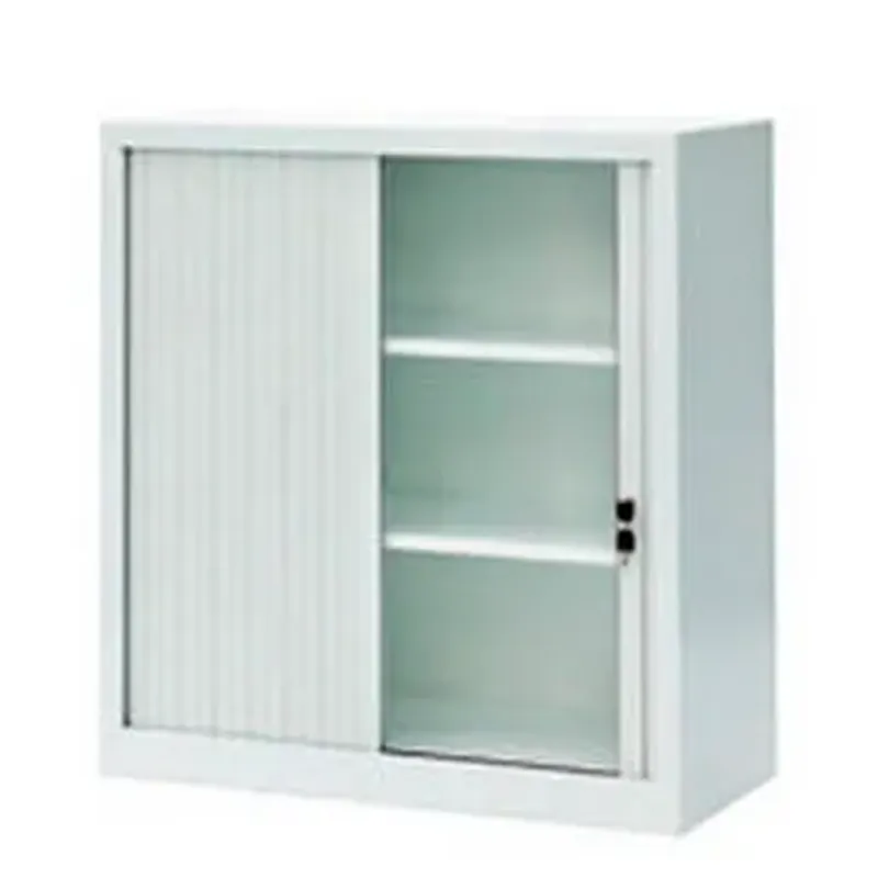 Vitrina con dos puertas correderas de persiana